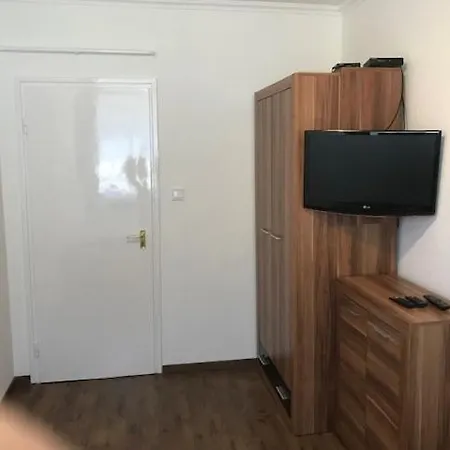 Xenia Apartmanok Hajduszoboszlo Exterior photo