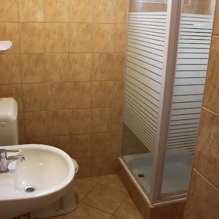 Xenia Apartmanok Hajduszoboszlo Exterior photo