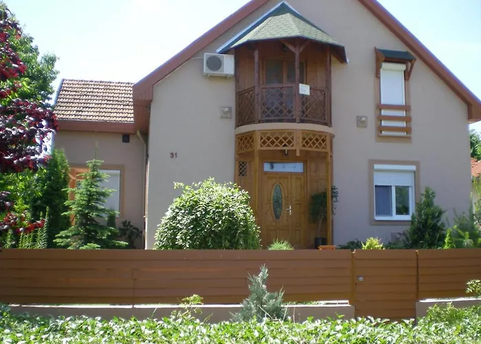 Xenia Apartmanok
